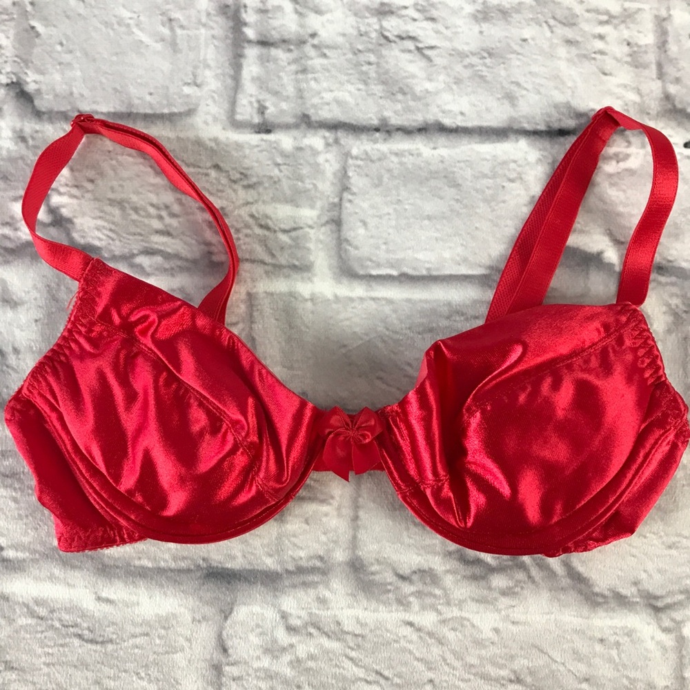 New Victoria’s Secret Miracle Satin‎ Bra Poinsettia Red NOOP a801